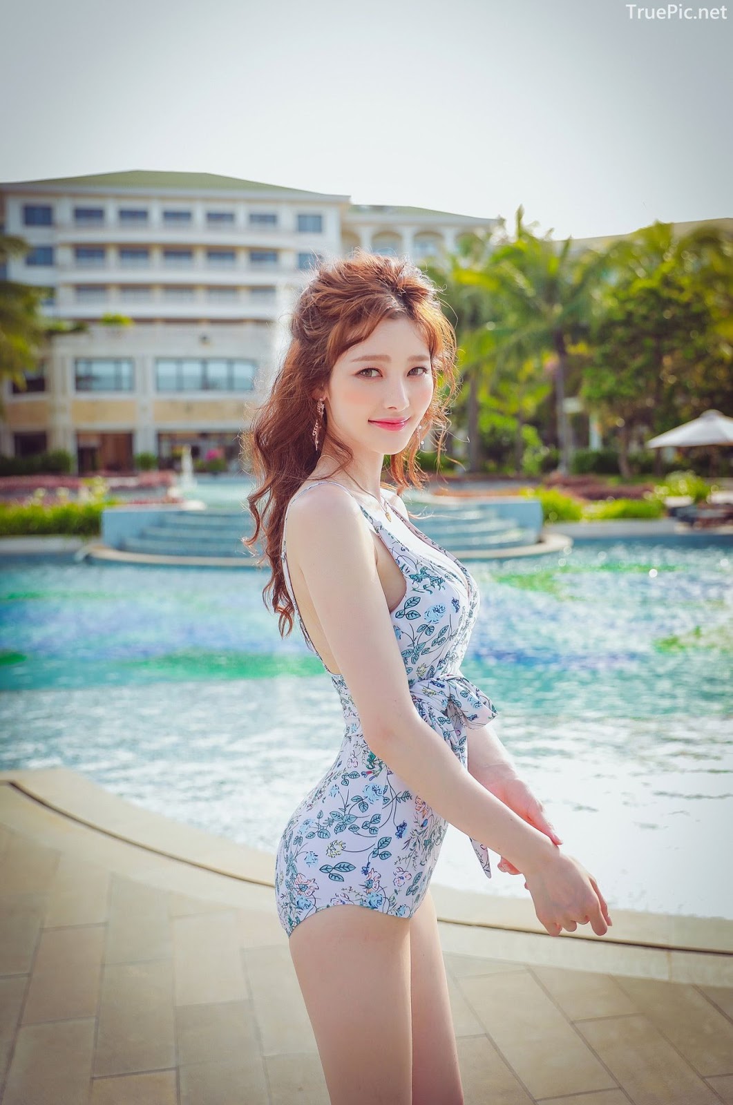 Korean Lingerie Queen Kim Hee Jeong Floral Blue Monokini Swimsuit